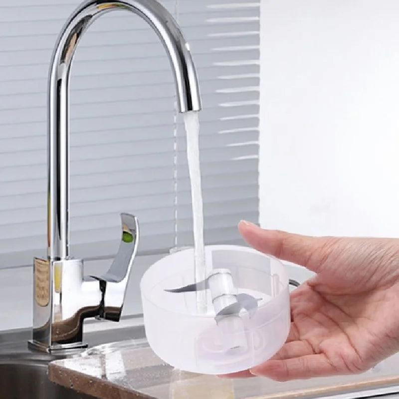 Mini Processador Elétrico de Alimentos Portátil com 3 lâminas de aço inox USB 250ml